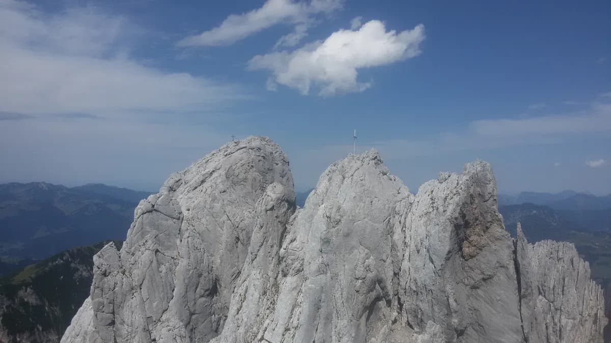 Blick auf die umliegenden Gipfel im Wilden Kaiser