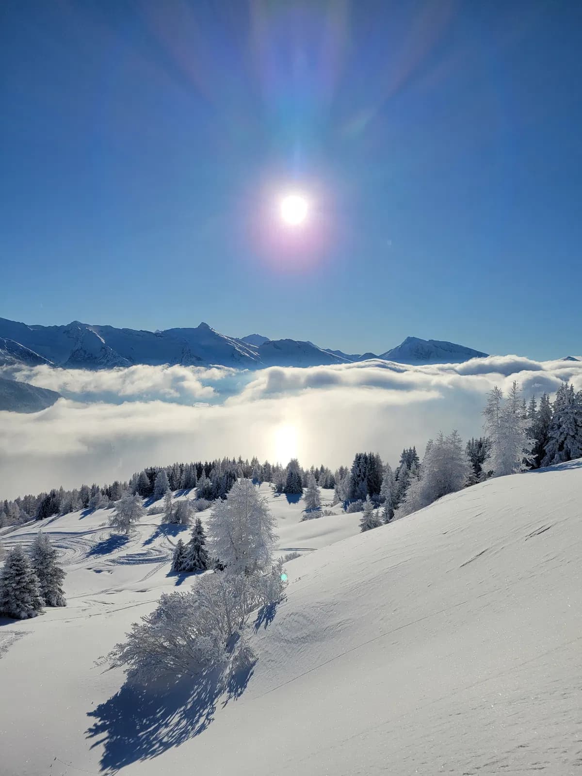 Bestes Winterwetter und Ausblick übers Wipptal vom Sattelberg